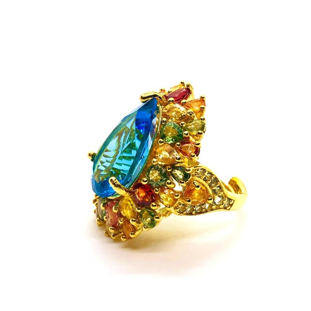 Baroque Bochic “Capri” Vintage Pink, Green & Yellow Sapphire & Ring — 18K Gold & Silver For Sale - Image 3 of 12