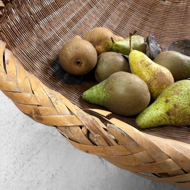 1950s Japanese Shōwa Bamboo Baskets, 1950s, Set of 2 For Sale - Image 5 of 8