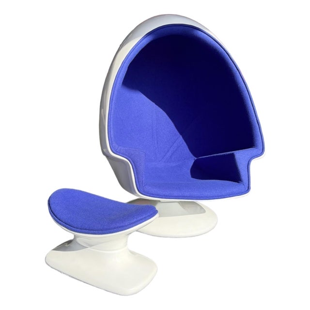 Mid Century Modern Alpha Egg Chair & Otto For Sale