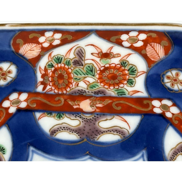 Antique Japanese Octagonal Imari Plate with Fuku Seal Mark for your consideration. The plate measures approx. 9 inches in...