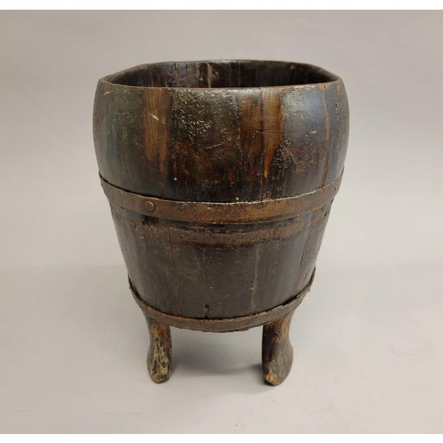 Late Qing Chinese Elmwood Foot Tub With Iron Bands, C. 1900 For Sale In Raleigh - Image 6 of 10