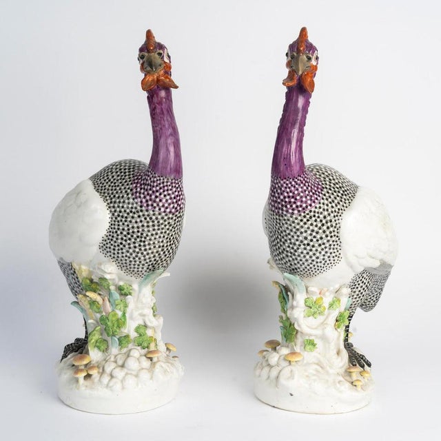 Napoleon Guinea Fowl Figurines in Porcelain from Samson, Paris, 19th Century, Set of 2 For Sale - Image 5 of 7