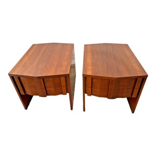 Mid Century Lane Nightstands Staccato Block Brutalist Front Walnut Side Tables, A Pair For Sale