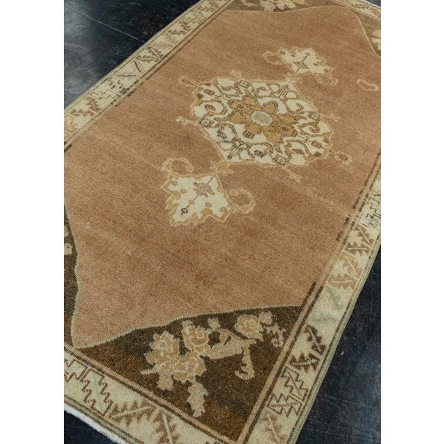 Textile Turkish Vintage Rug 3'8" x 7'2" #20531 For Sale - Image 7 of 8