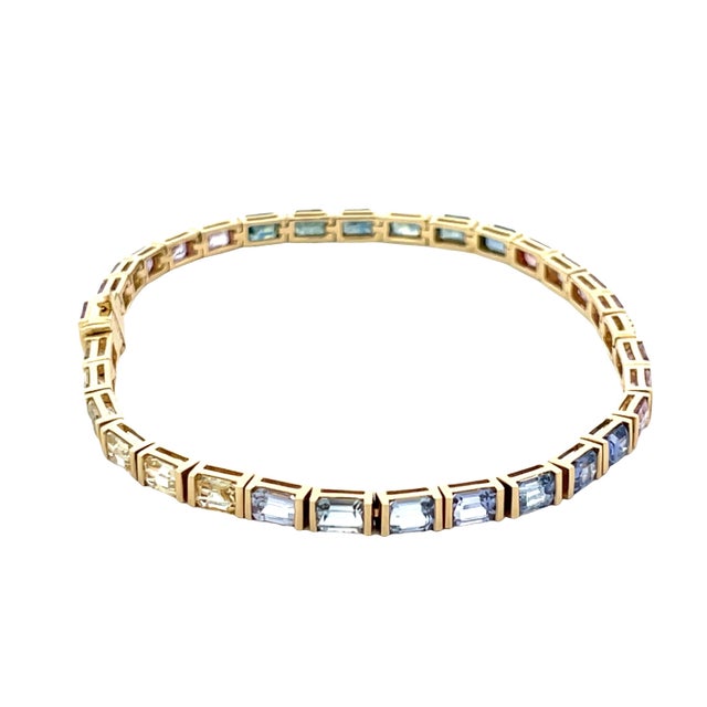 Mid 20th Century 14k Yellow Gold Tennis Bracelet With Rainbow Sapphires and Diamonds For Sale - Image 5 of 12