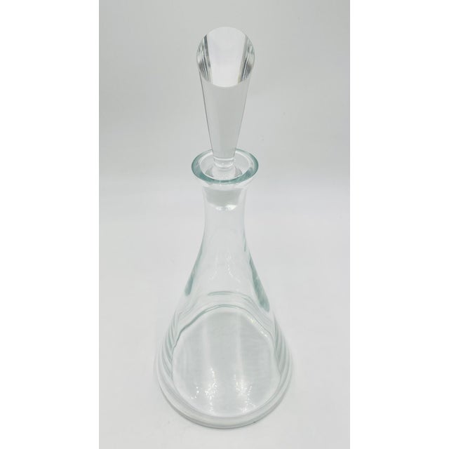 Baccarat Modernist Clear Crystal Decanter W/ Sculptural Stopper, Minimalist Barware For Sale - Image 4 of 12