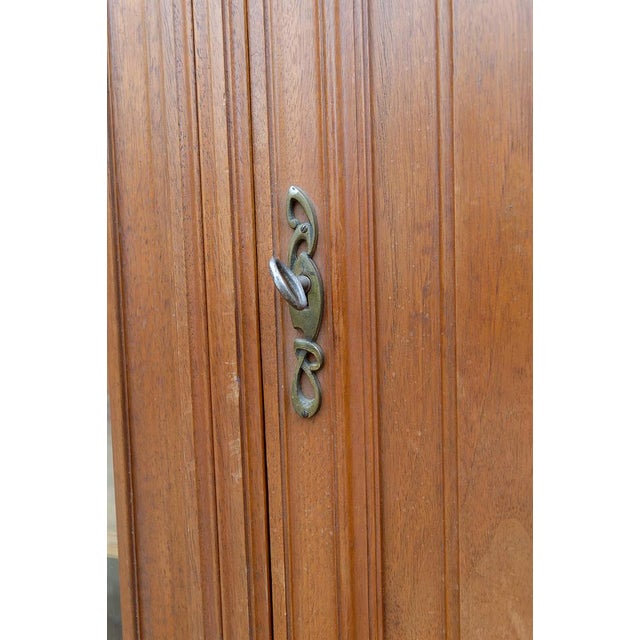 Art Nouveau Walnut Bookcase by Louis Majorelle, 1890s For Sale - Image 6 of 15