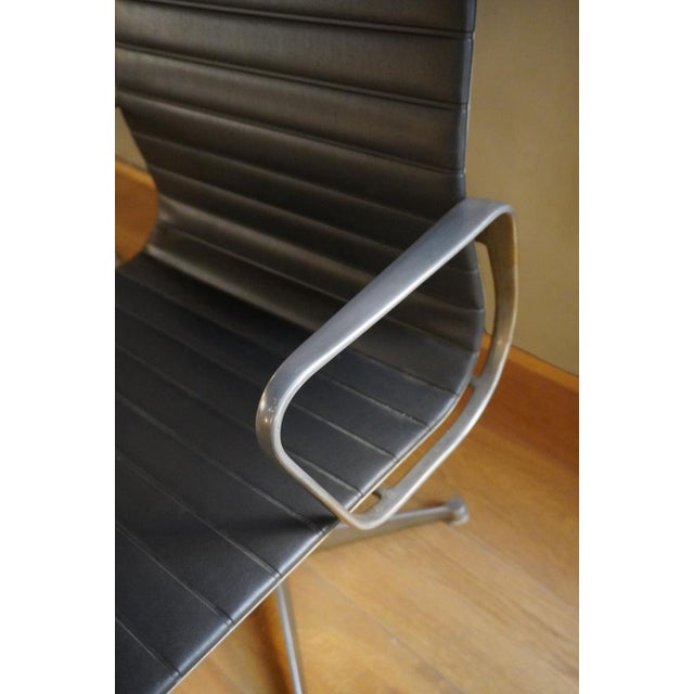 EA108 Aluminum Chair by Charles & Ray Eames for Herman Miller, 1960s For Sale - Image 17 of 18