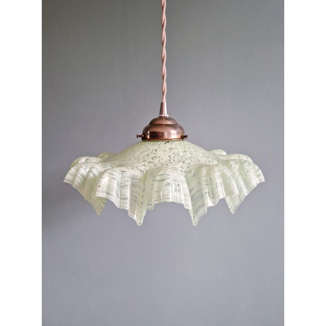 Green Art Deco Pendant Light in Speckled Green and White Pleated Glass, 1920s For Sale - Image 8 of 16
