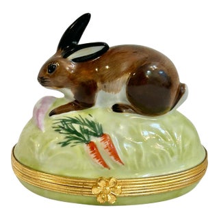 Late 20th Century Limoges for Tiffany Hand Painted Bunny Rabbit Porcelain Lidded Box For Sale