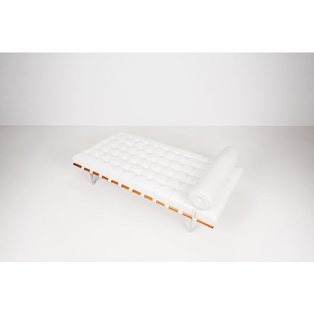 Bauhaus Barcelona Daybed by Ludwig Mies van der Rohe for Knoll, 1980s For Sale - Image 3 of 18