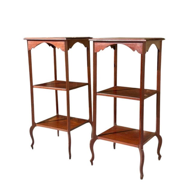 Louis XV Mahogany Side Tables, 1900s, Set of 2 For Sale - Image 3 of 10