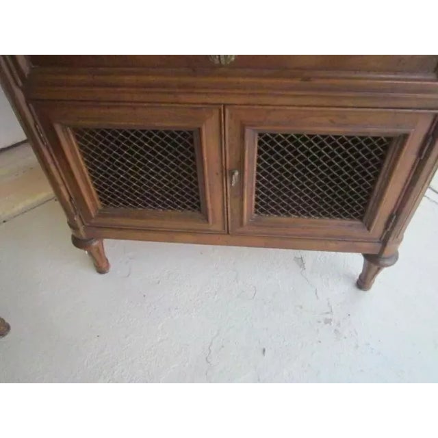 Brown Vintage Henredon French Provincial Mesh Door Nightstands End Tables Set of 2 For Sale - Image 8 of 12