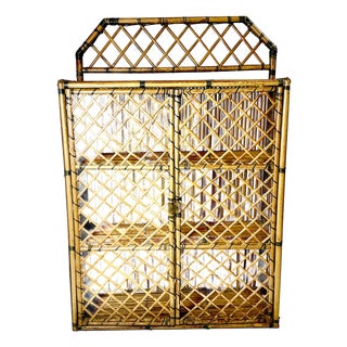 1970s Vintage Coastal Boho Chic Chippendale Wicker Split Bamboo Wall Mounted 3-Shelf Cabinet For Sale