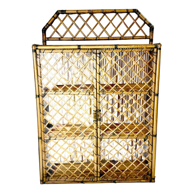 1970s Vintage Coastal Boho Chic Chippendale Wicker Split Bamboo Wall Mounted 3-Shelf Cabinet For Sale