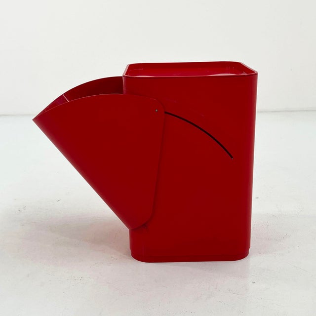 Red Laundry Bin by Anna Castelli for Kartell, 1970s For Sale - Image 3 of 9