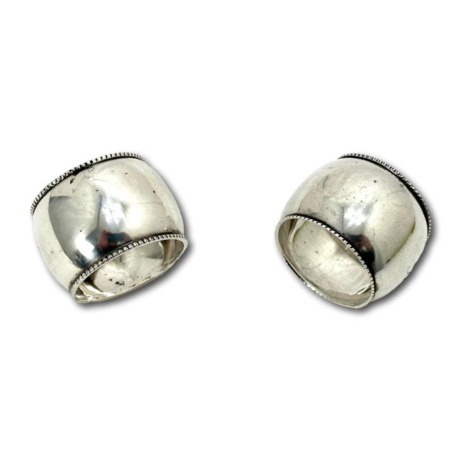 1910s Antique Germany 800 Grade Continental Coin Silver Napkin Rings With Hand Engraved Flowers - a Pair For Sale - Image 5 of 12