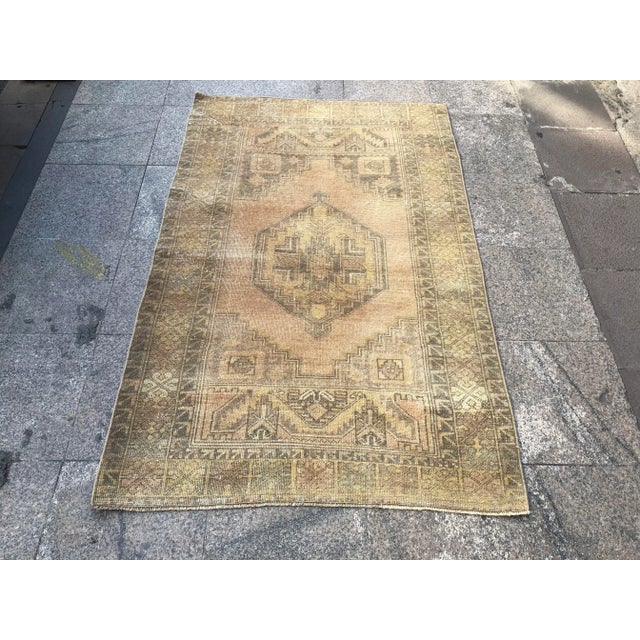 Vintage Handwoven Turkish Anatolian Rug - 3′9″ × 5′10″ For Sale - Image 10 of 10