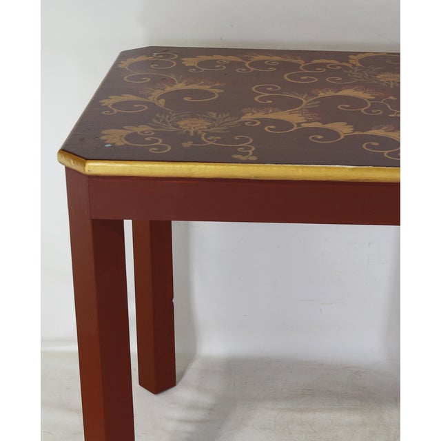 Wood Vintage Chinese Style Deep Red Gilded Lacquer Small Square Table/Chessboard Table For Sale - Image 7 of 8