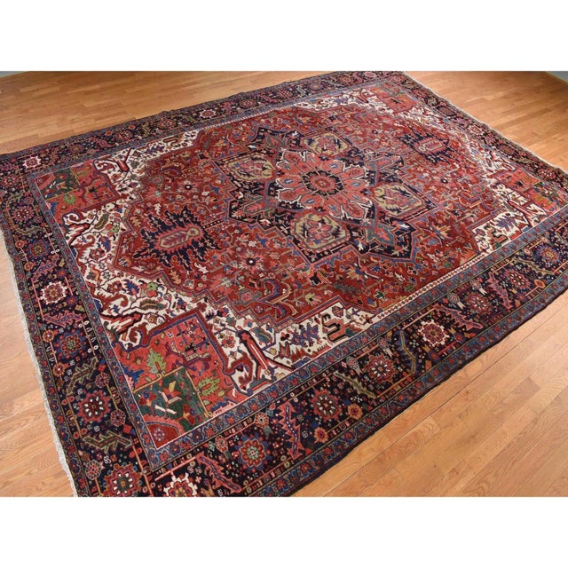 1920s 1920 11'x14'7" Red Antique Persian Heriz Even Wear Wool Hand Knotted Oversized Rug For Sale - Image 5 of 10