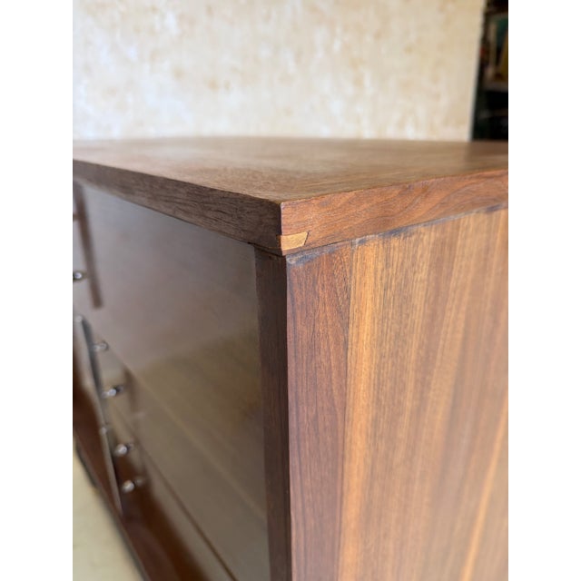 Pair of Kent Coffey Small Chest of Drawers, American Mid-Century Modern For Sale - Image 16 of 17
