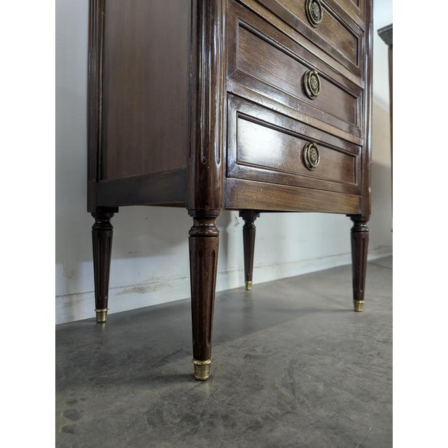 Louis XVI Style Chest of Drawers in Mahogany and Carrara Marble For Sale - Image 6 of 9