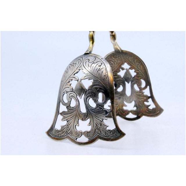 Silver Salad Tongs with Shells and Twisted Stems For Sale - Image 3 of 9