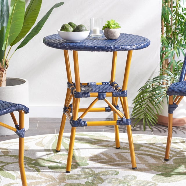 Give a breezy and charming update to your outdoor spaces with our California bistro table. A modern cafe table is...