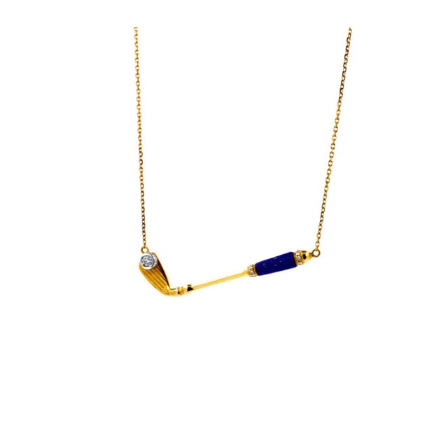 Contemporary Diamond Blue Lapis Lazuli Golf Club Birdie Jewelry 18 Karat Yellow Gold Charm Pendant Necklace For Sale - Image 3 of 10