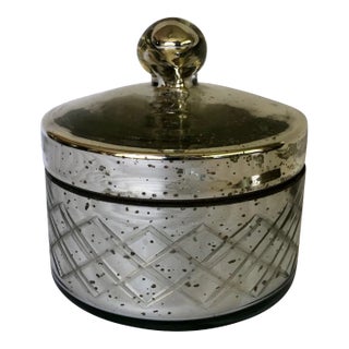 Mid 20th Century Vintage Silver Mercury Mirrored Trinket Box With Lid For Sale