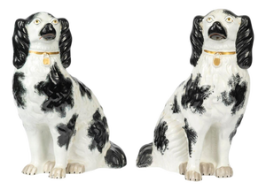 20th Century Porcelain Sculpture Depicting King Charles Spaniels, Set of 2