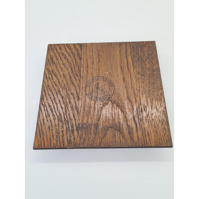 1970s Vintage Brass Ashtray with Oak Base from Meubelfabriek Oisterwijk, Netherlands, 1970s For Sale - Image 5 of 9