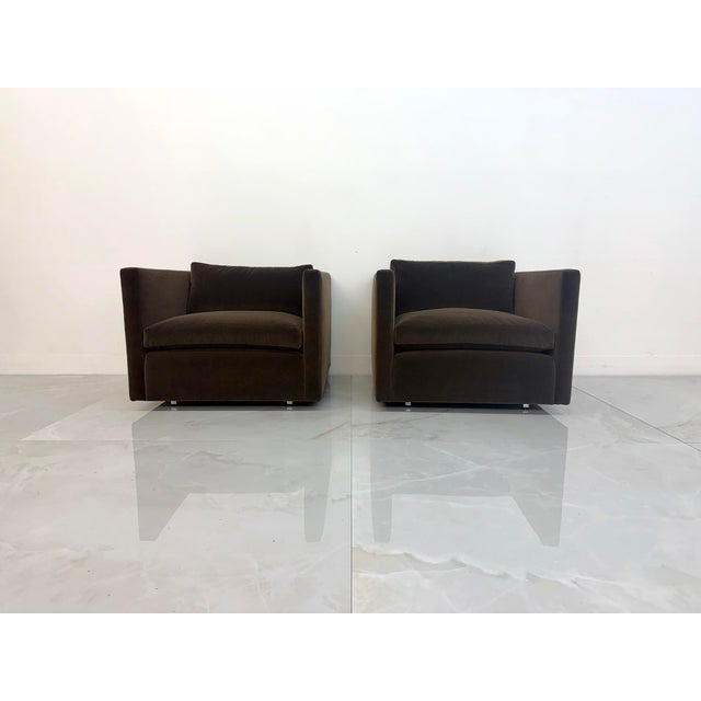 Mid-Century Modern Knoll Charles Pfister Lounge Chairs, Chocolate Rohleder Velvet, a Pair For Sale - Image 3 of 8
