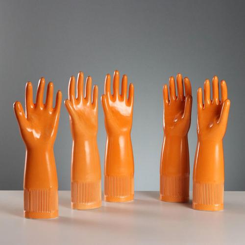 Pirelli Porcelain Lungavilla Glove Molds, Set of 5 For Sale - Image 11 of 11