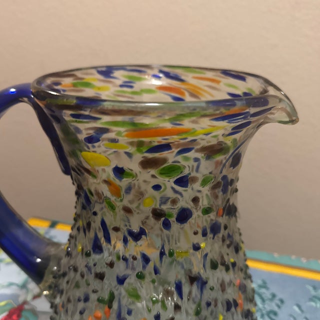 Mexican 1980s Mexican Hand-Blown Confetti Rock Glass Pitcher – Multicolored Artisan Glassware For Sale - Image 3 of 7