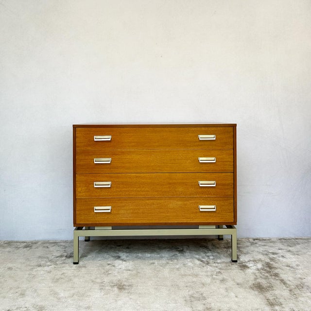 Limba Afrormosia Chest of Drawers by Leslie Dandy for G-Plan, 1950s For Sale - Image 13 of 13