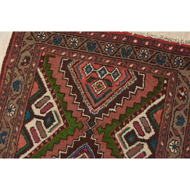 Hamedan Runner 2’7” X 9’2” Pink Wool Vintage Tribal Hand-Knotted Oriental Rug For Sale In Philadelphia - Image 6 of 14