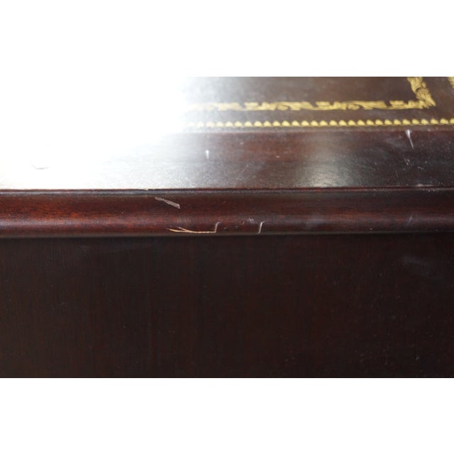Vintage Hekman Mahogany Tooled Leather Top Executive Kneehole Office Desk 60" For Sale - Image 13 of 18