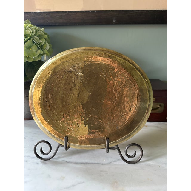 Vintage 1940s Benares Hand-Chased Heavy Gauge Brass Valet Tray With Foliage & Animal Motifs For Sale - Image 11 of 12