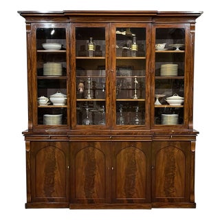 19th Century Victorian Bookcase in Mahogany For Sale