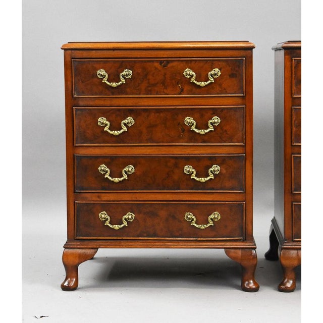 Walnut Bedside Chests, 1960s, Set of 2 For Sale - Image 3 of 10