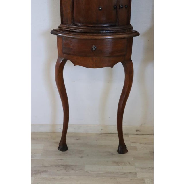 18th Century Walnut Corner Cabinets, Set of 2 For Sale - Image 3 of 11