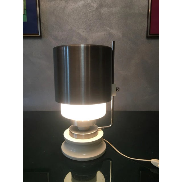 Mid-Century Modern Italian Opaline Glass and Aluminum Table Lamp, 1960s For Sale - Image 3 of 11