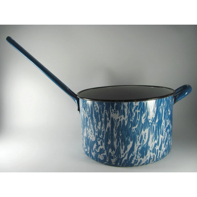 Vintage Graniteware Enamel Blue & White Swirl Marbled Mottled Agate Rustic Pot With Lid For Sale - Image 4 of 13