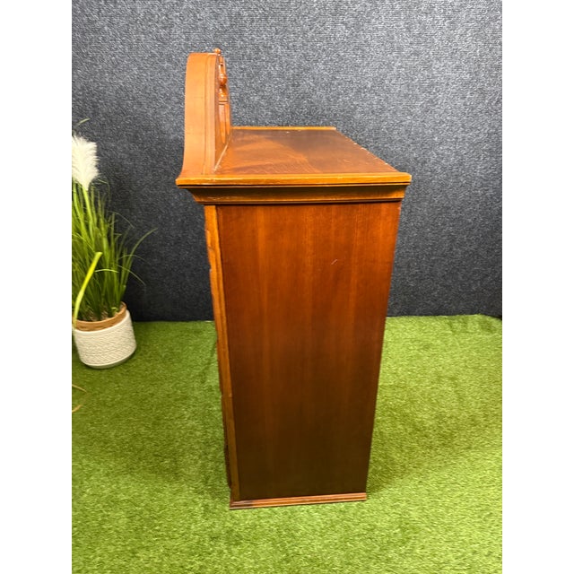English 1990s Stanley Furniture "American Craftsman Collection" Chippendale Cherry Highboy Top Chest For Sale - Image 3 of 7