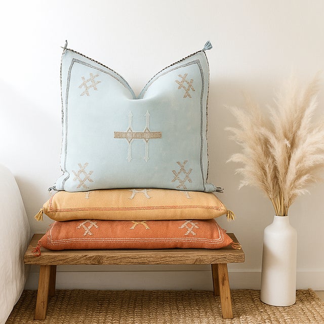 Moroccan Handwoven Moroccan Cactus Silk Pillow Cover For Sale - Image 3 of 6