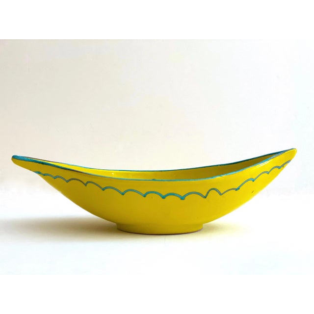 Yellow Vintage Mid Century Italian Art Pottery Hand Painted Oval Teardrop Majolica Ceramic Serving Bowl For Sale - Image 8 of 13