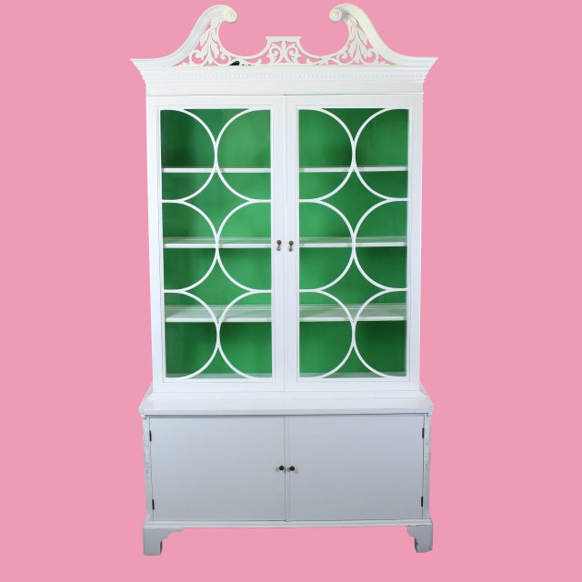 Late 20th Century MCM Ornamental White Cabinet For Sale - Image 5 of 6