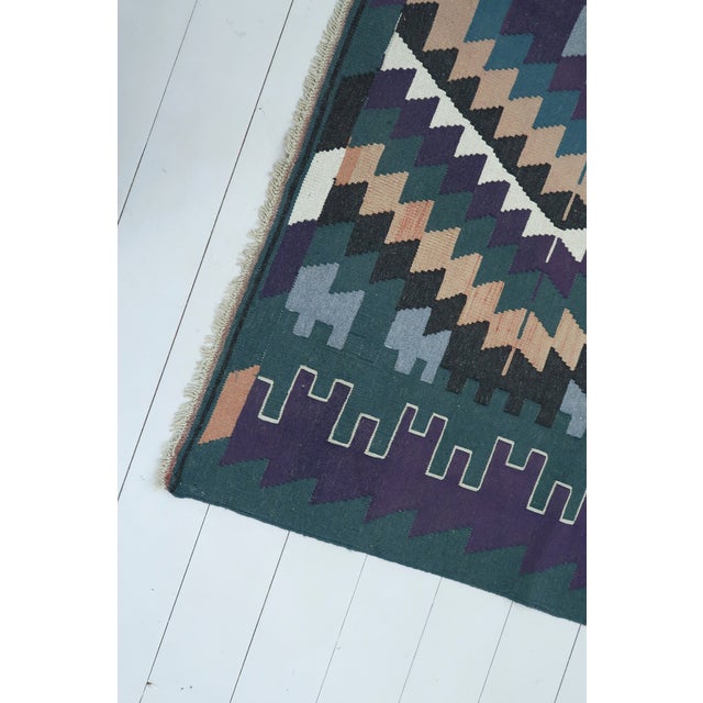 Vintage Turkish Kilim Rug- 6′ × 11′ For Sale - Image 11 of 13