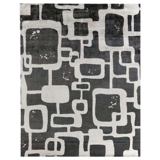 Bridgewater Hand loom Bamboo/Silk Gray/Ivory/Multi Rug-8'x10'" For Sale